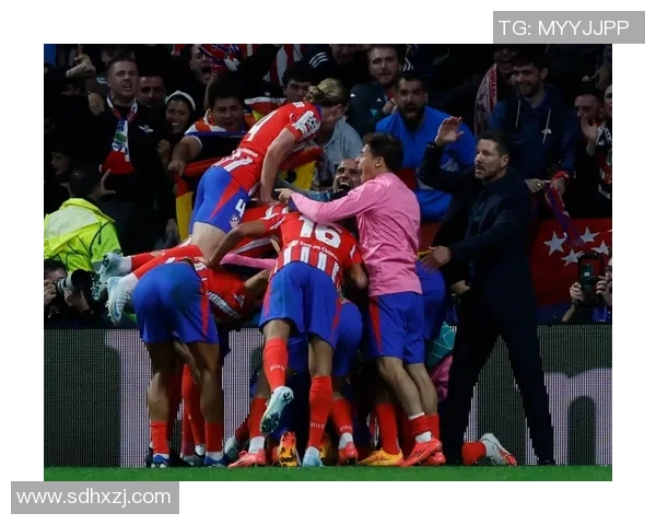 多特蒙德主场逆转,压哨绝杀柏林赫塔,创造惊天大逆转胜利 多特蒙德主场逆转,压哨绝杀柏林赫塔,创造惊天大逆转胜利