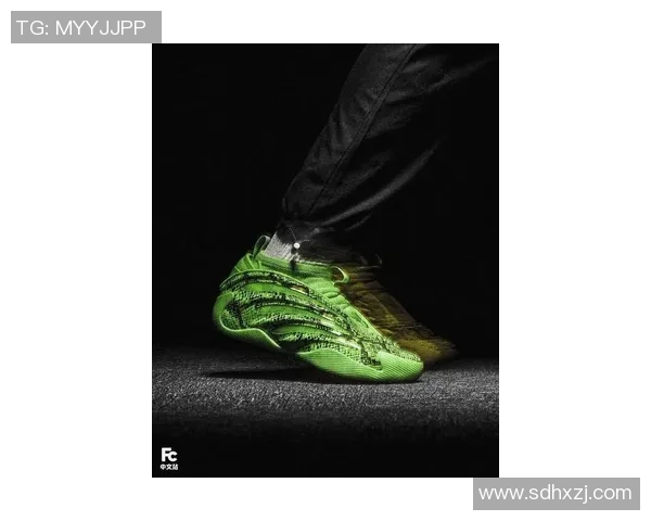哈登发布个人球鞋新款，引发球迷热议和抢购热潮