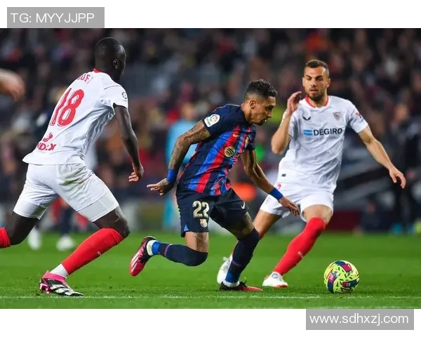 皇马2-2塞维利亚，连续22场不败遭终结，巴萨迎来逆袭机会