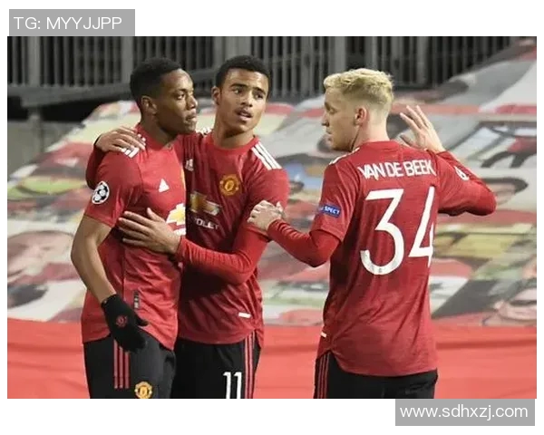 曼联官宣与汉达诺维奇续约至2026年,守护梦剧场的未来 曼联官宣与汉达诺维奇续约至2026年,守护梦剧场的未来